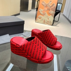 Balenciaga Slippers